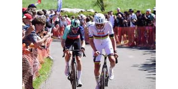 Tadej Pogačar gewinnt Lüttich-Bastogne-Lüttich Tadej Pogačar gewinnt Lüttich-Bastogne-Lüttich